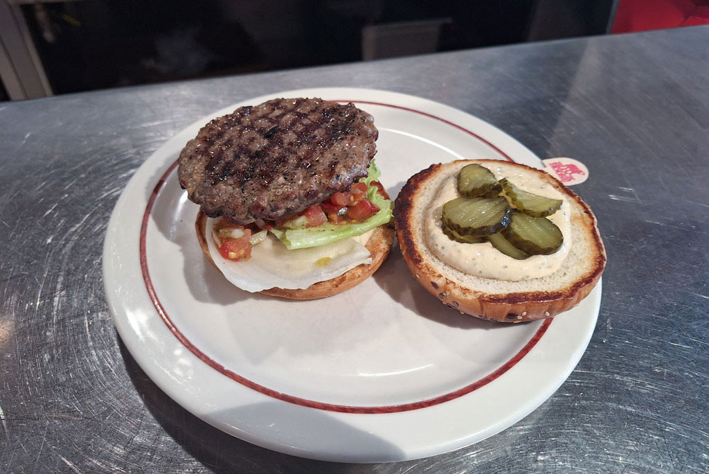 Lunch Time Cheeseburger Classic Ingredienten - Block House am Naschmarkt Lunch Time Cheeseburger Classic Ingredienten - Block House am Naschmarkt